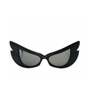 Gucci Hollywood Forever 0710 Butterfly Wing Mask GG710S Sunglasses Black